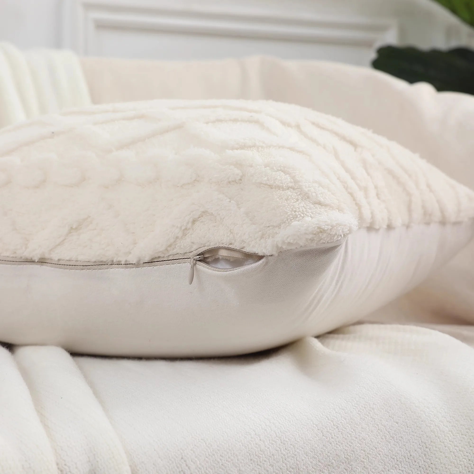 S57756419cb6b4b3c875ae190af473f96E